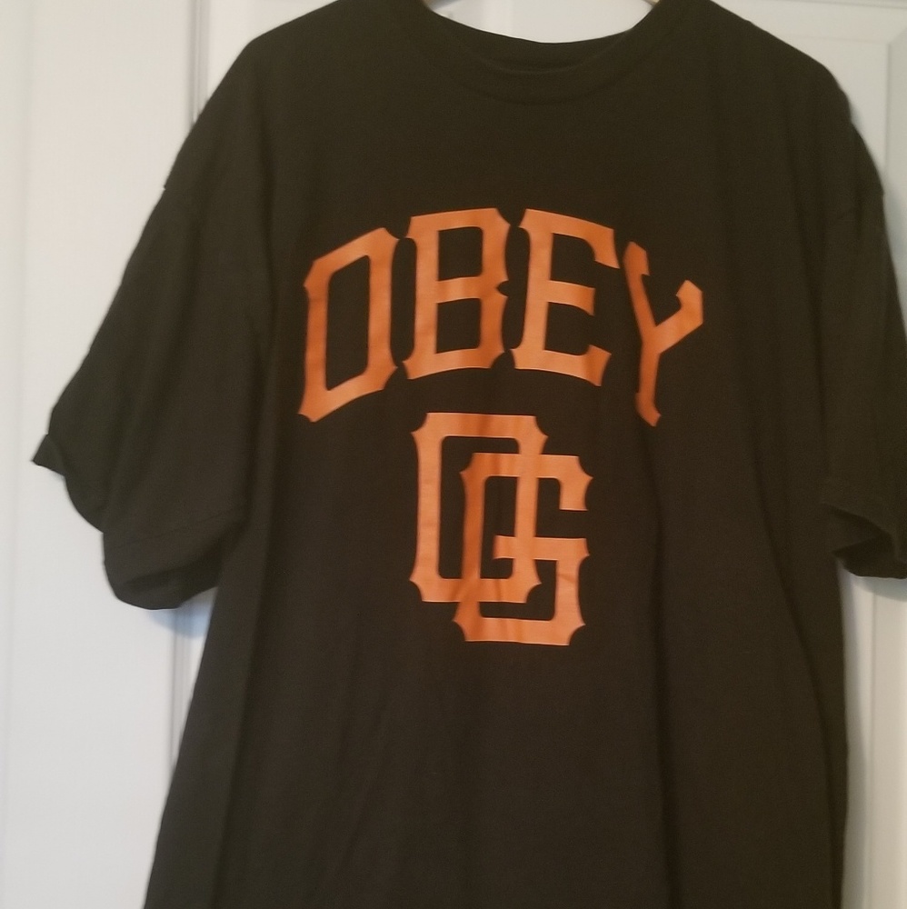 Obey Tee